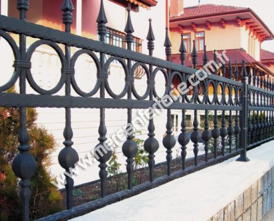 Ferforje Bahçe Korkuluk
