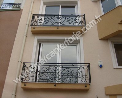 Ferforje Balkon Korkuluk