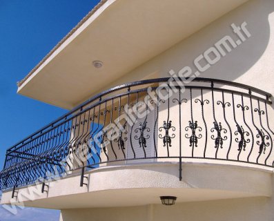 Ferforje Balkon Korkuluk